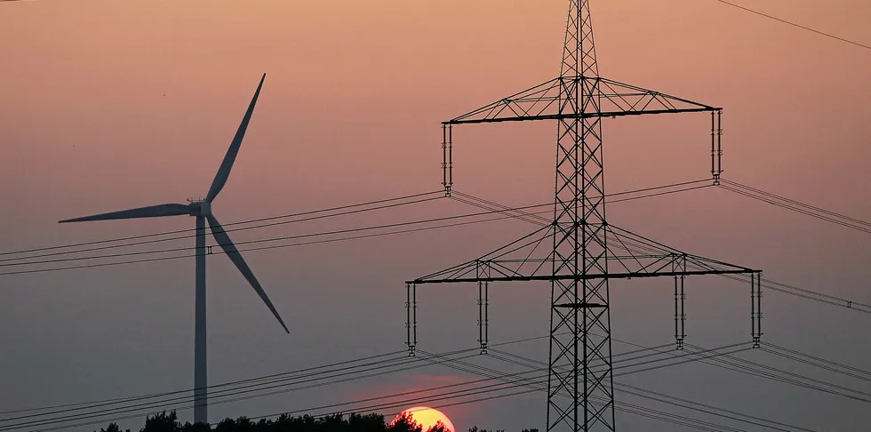 Utility PNM to buy New Mexico wind power line in $285m deal