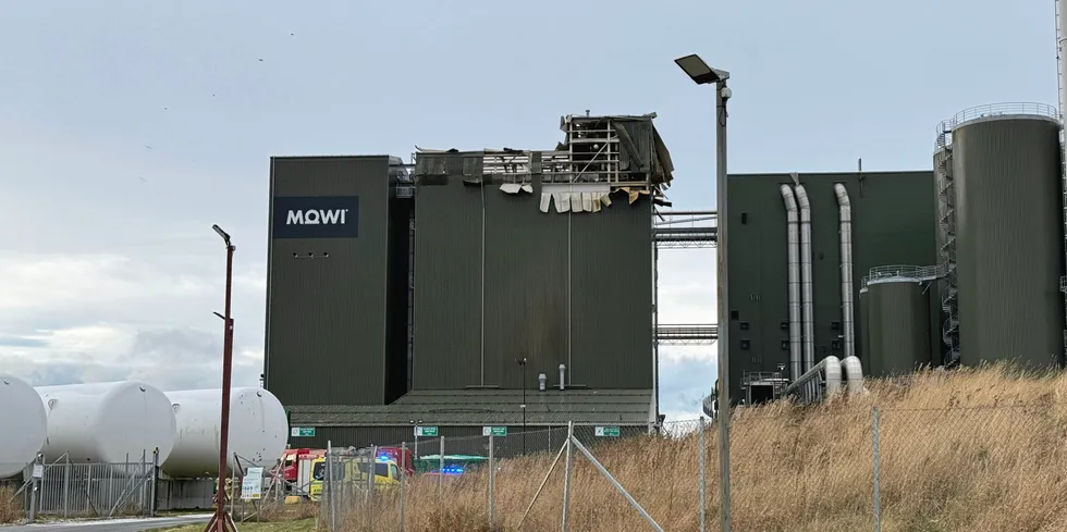 Norway-based salmon giant Mowi reported an explosion at its feed factory in Valneset in northern Norway.