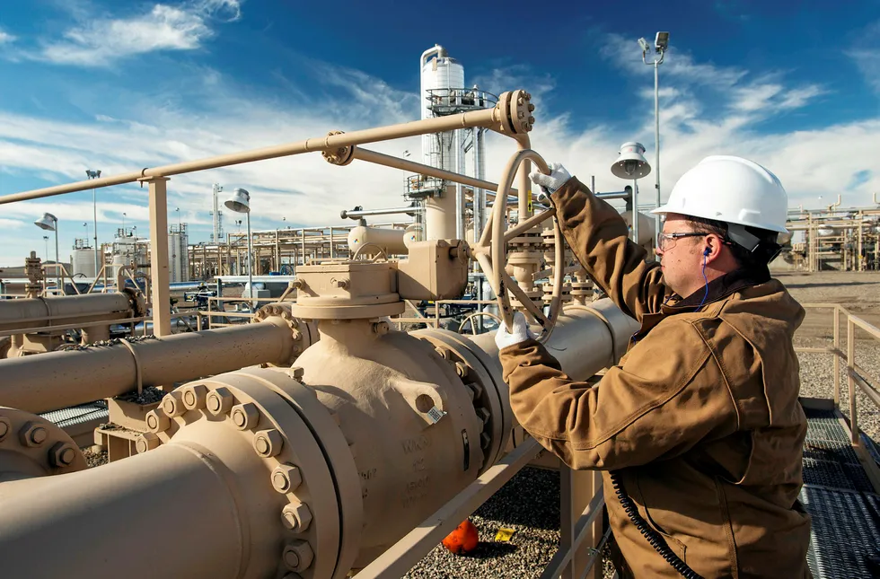 Needs: gas infrastructure in North Dakota