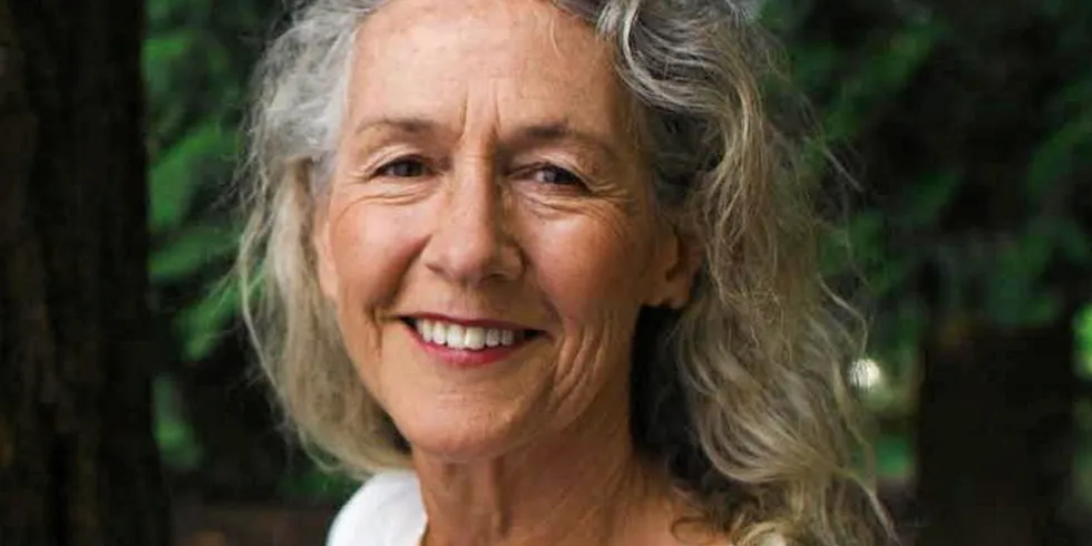Canada Fisheries Minister Joyce Murray has decided to renew BC salmon farming licenses for two more years.