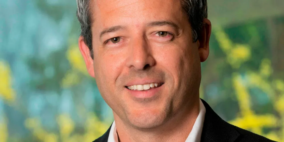 Chris Beattie has more than 20 years of international experience in the aquaculture industry in the nutrition, health and technology sectors.