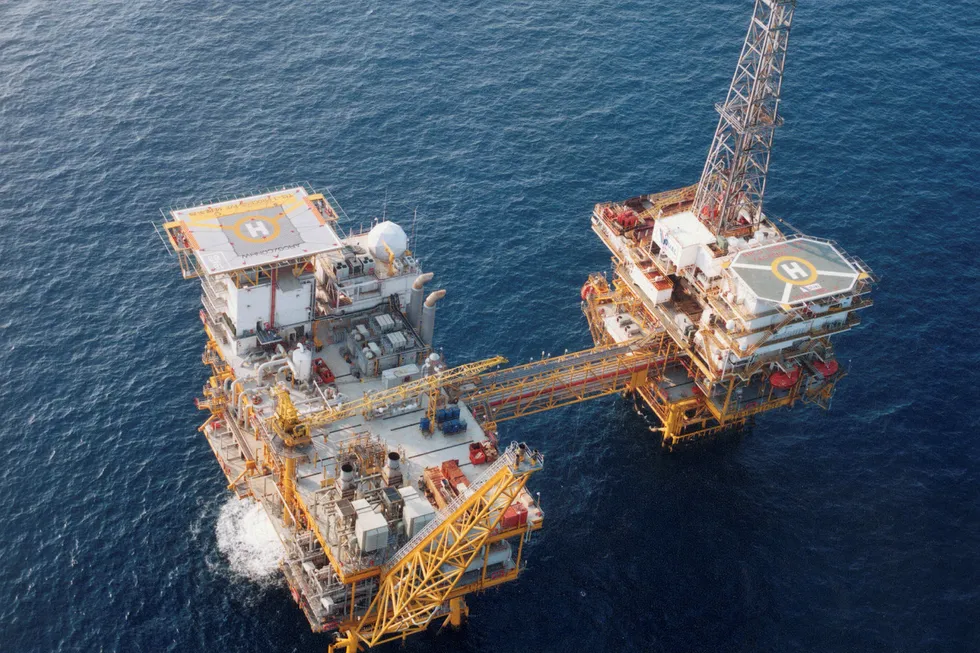 Talks: The Yacheng 13-1 field in the South China Sea handles production from Yacheng 13-4