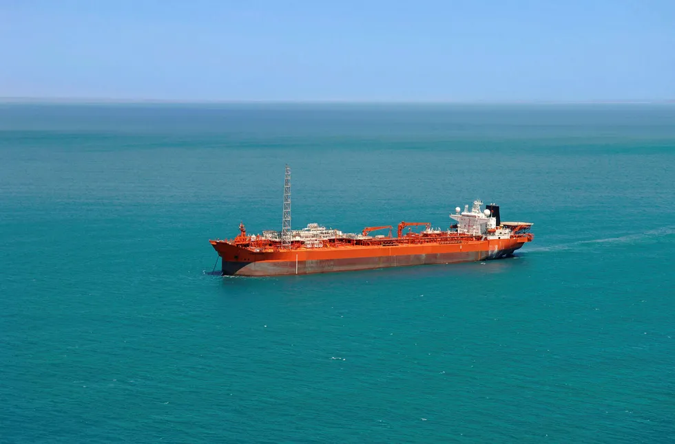 Output: the Front Puffin FPSO is working on the Aje field