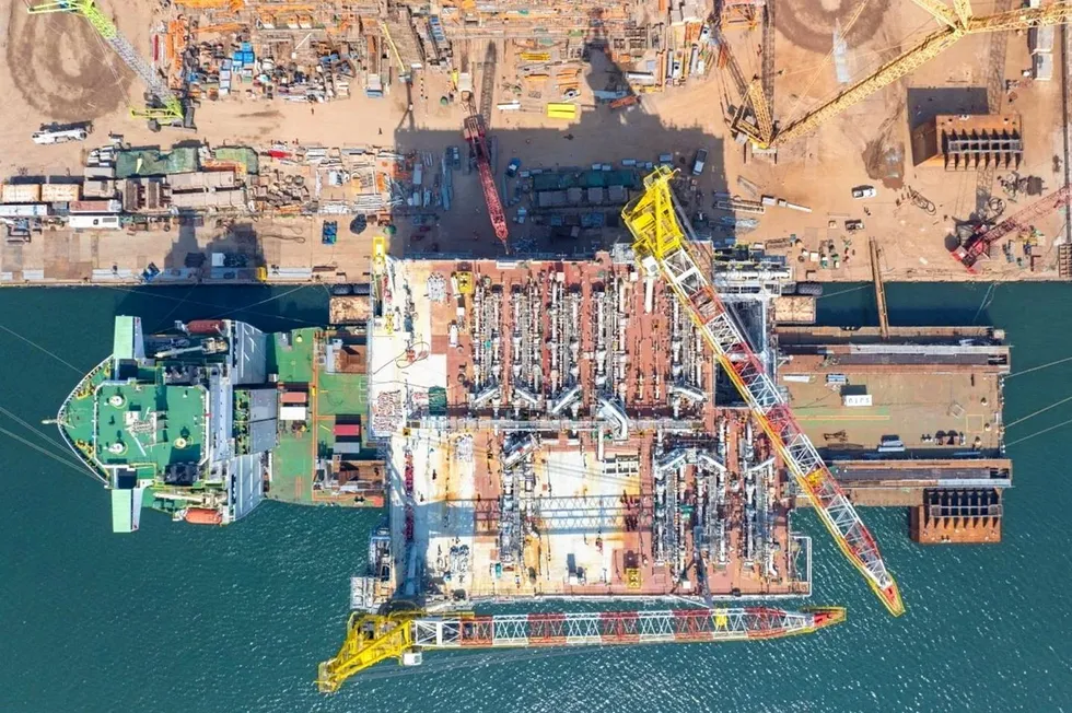The Marjan tie-in platform ready to be shipped — a bird’s eye view.