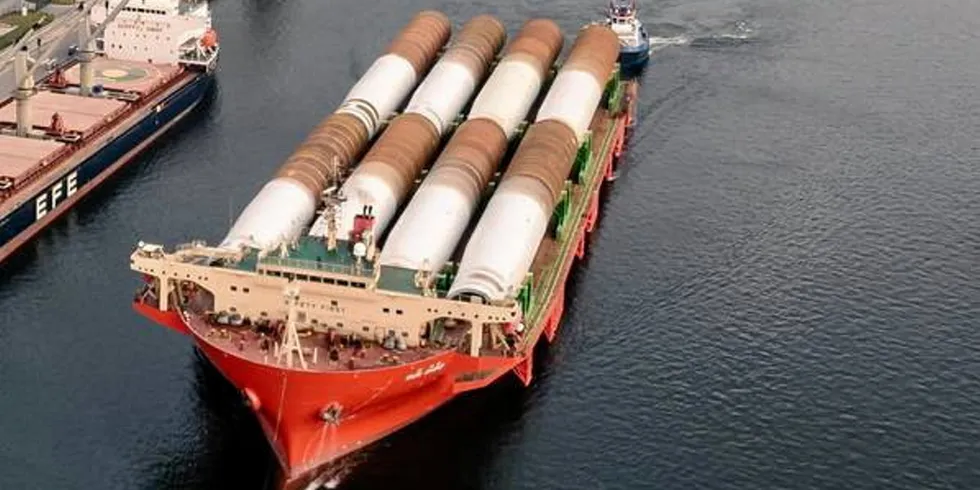 Monopiles. Ship with EEW monopiles leave for US.