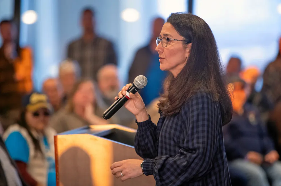 Alaska lawmaker introduces bill to prohibit funding, permitting for offshore aquaculture