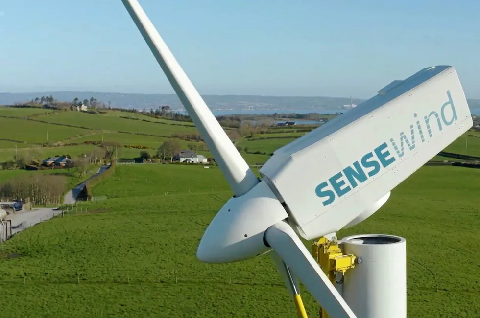 A SENSEWind turbine self installing.