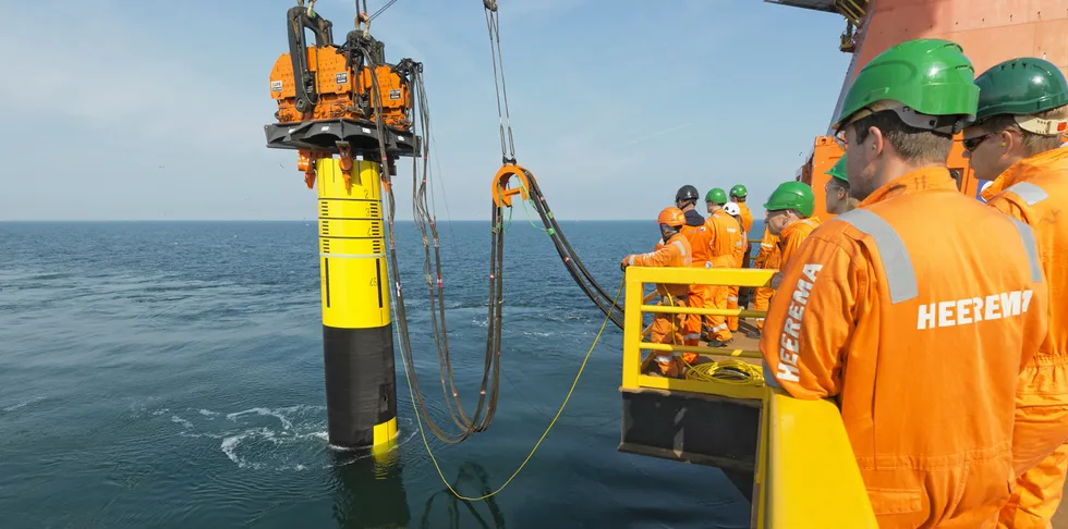 Heerema operations underway.