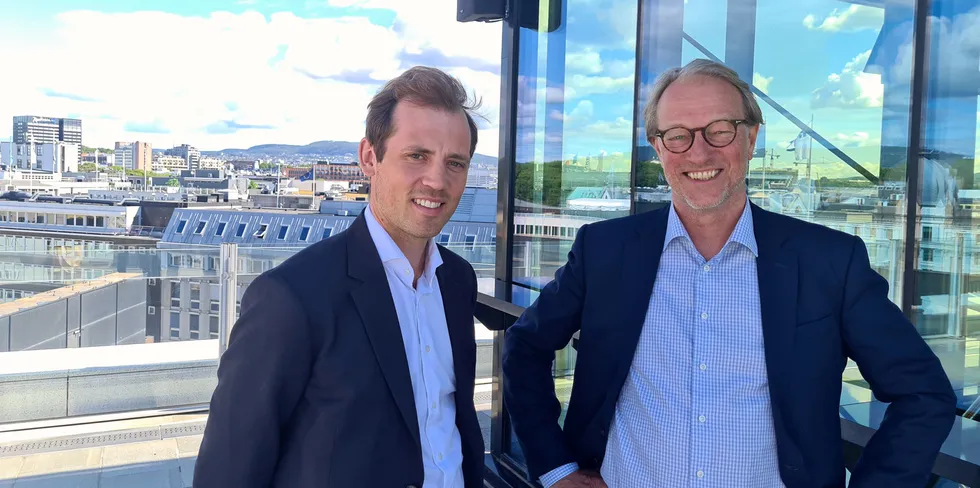 Analyst Carl-Emil Kjolas Johannessen and Investment Banker Henning Lund of Pareto Securities.