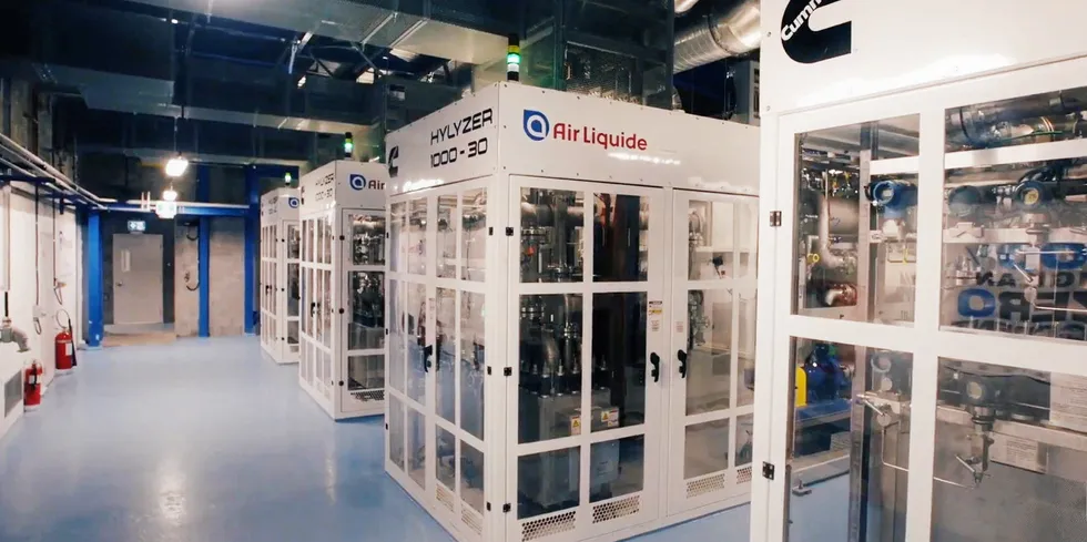 Cummins electrolyser modules.