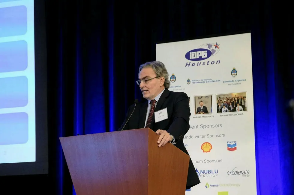 Argentina: Energy Secretary Gustavo Lopetegui said production in the Vaca Muerta shale is expected to surpass 100,000 barrels per day later in the year