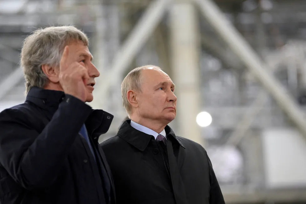 Novatek executive chairman Leonid Mikhelson (left) and Russian President Vladimir Putin, pictured during visit last year to the offshore contruction yard at Belokamenka, where the Arctic LNG 2 trains were assembled.