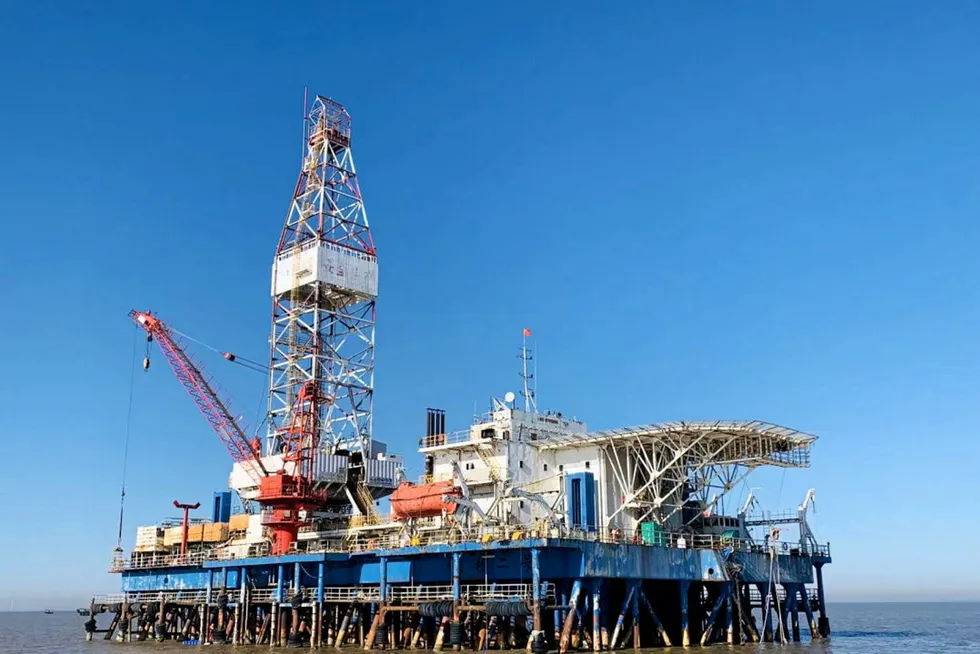 Under conversion: the Shengli 2 platform will be refitted to host tourists.