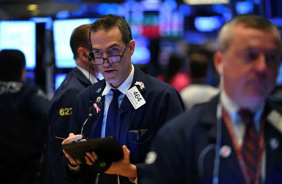 Oil price: Brent sank 6.3% for the week
