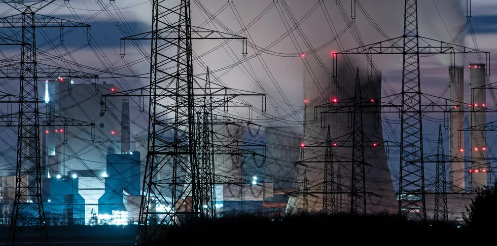 Coal emissions are rising, warned the IEA.