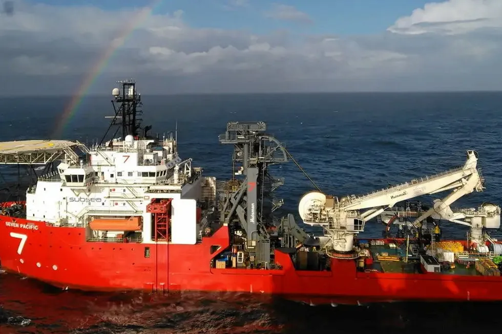 Start: the construction flex-lay vessel Seven Pacific