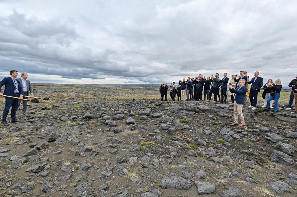 Thor Salmon co-founder Thordur Thordarson and Olfus municipality mayor Ellithi Vignisson launched construction of the smolt facility on July 4.