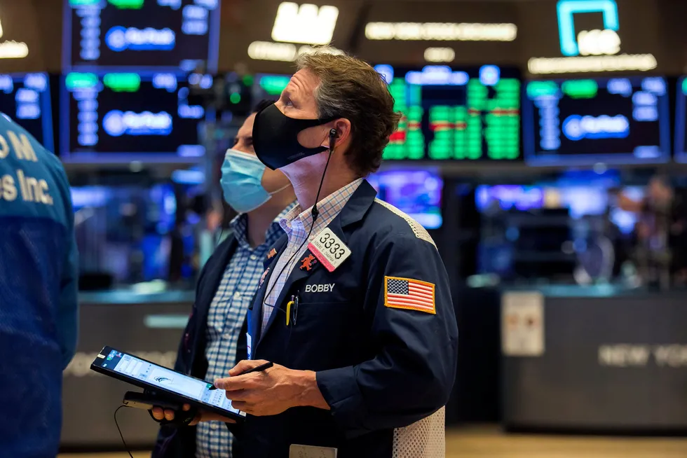 Prices ease: a surprise rise in US inventories offset positive news around Covid-19 vaccines as oil prices dipped in early trade