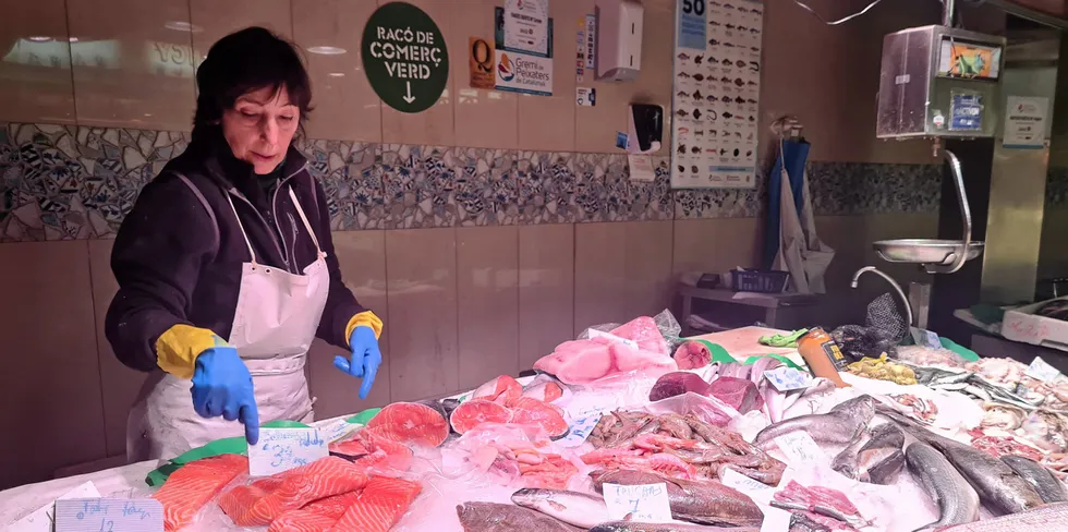Farmed salmon sellers are offloading unsold salmon at discount prices after last week's spike.