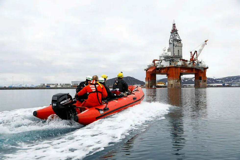 Greenpeace demo at West Hercules 290419. .