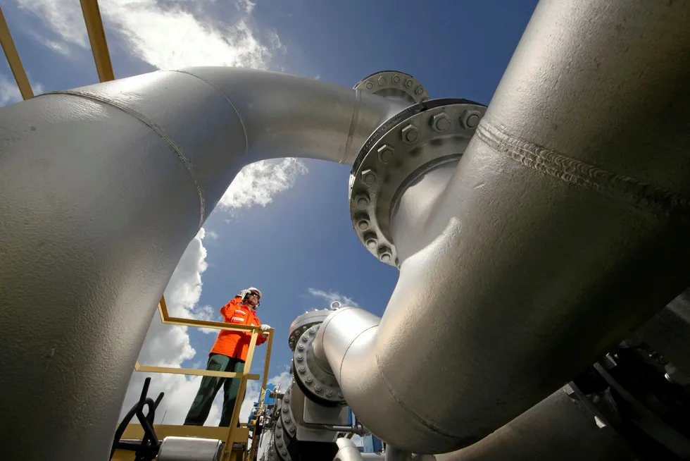 Gas: a Petrobras worker keeps his eye on gas flows at the Sao Francisco do Conde distribution hub in Brazil