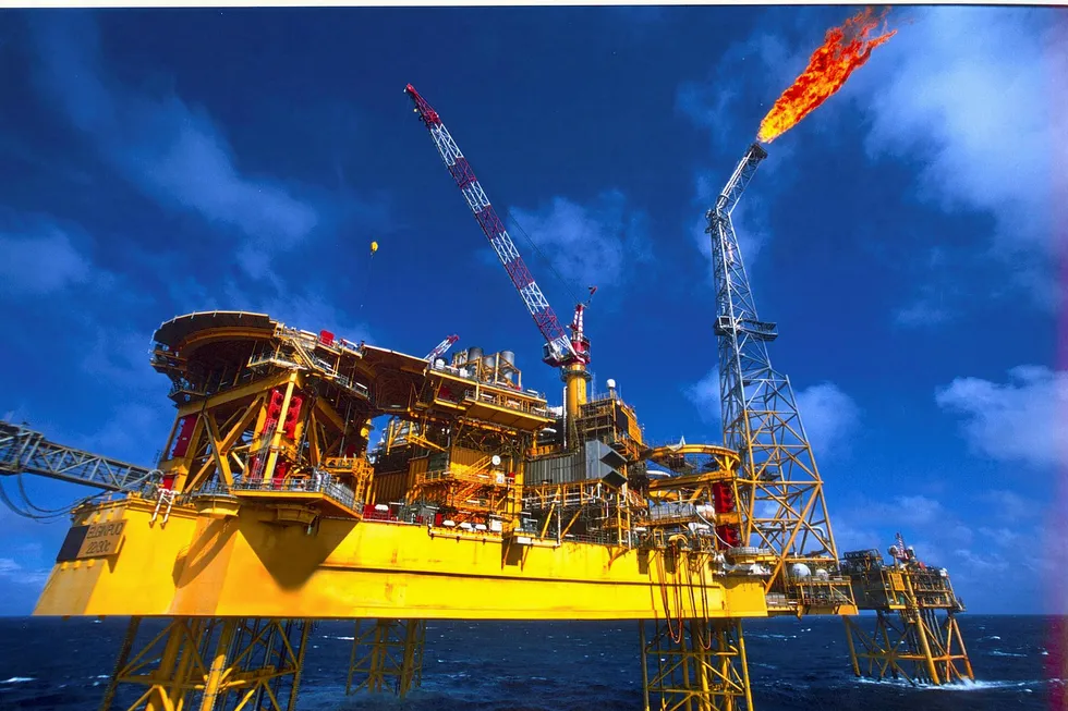 Maintenance shutdown delay: the Elgin field production/utilities/quarters platform in the UK North Sea