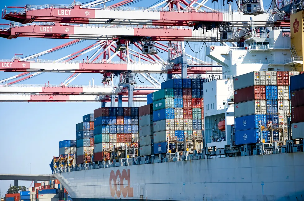 The widening gap between spot and contract rates is sparking fears among shippers that problems seen during the pandemic will be repeated.