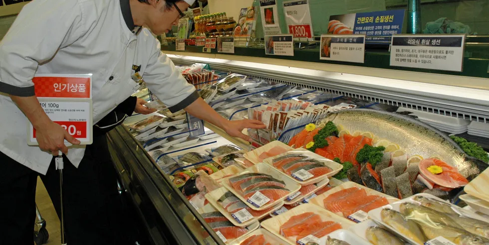 Farmed salmon prices were on the rise, though Asian markets remained hobbled by logistics issues, putting pressure on larger-sized fish.
