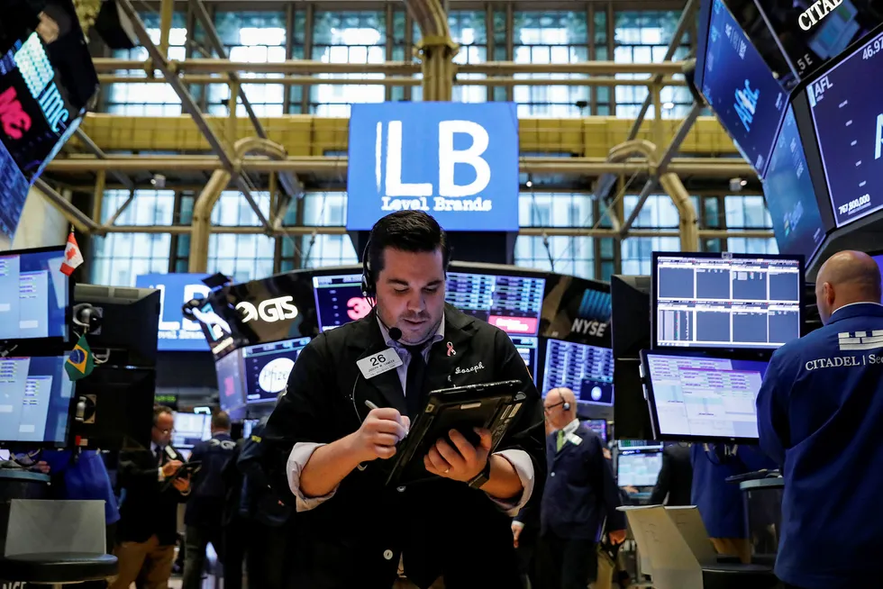 Oil price: Brent crude futures fell 90 cents to settle at $77.27 a barrel, a 1.15% loss