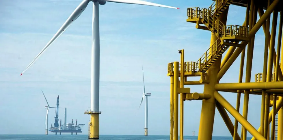 Construction of Equinor's Dudgeon offshore wind farm