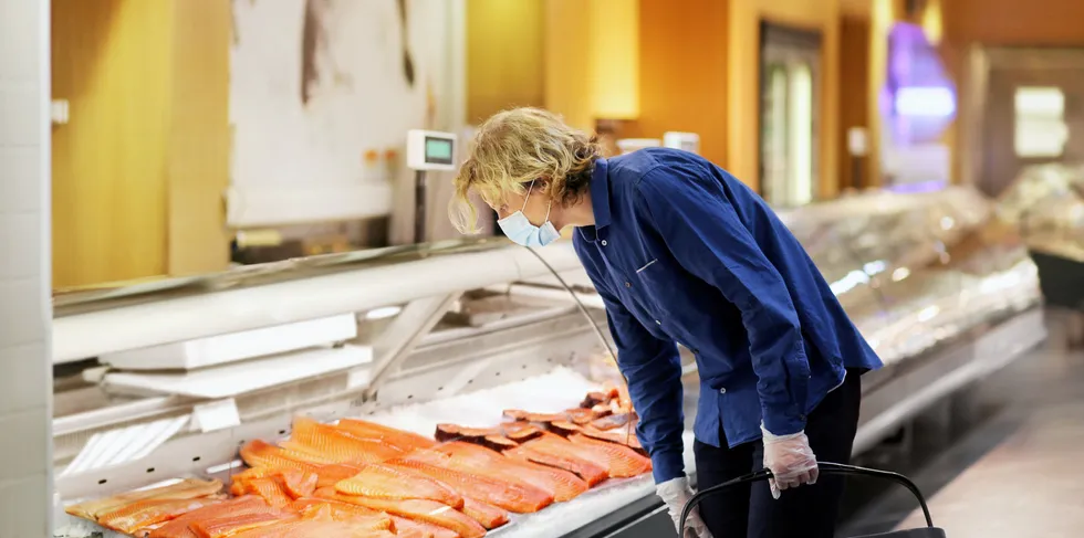 Consumers continue to feel a hit to their wallets when it comes to buying seafood at US retailers.