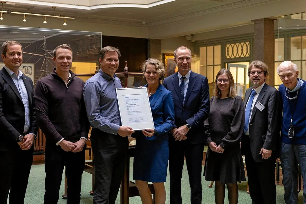 From left: Per Arvid Holth, Andreas Buvarp Aardal, Geir Grimsrud of Fred Olsen 1848; Sille Grjotheim, Hans Kristian Danielsen, Anne Lene Haukanes Hopstad, Kimon Argyriadis of DNV; Bonheur ASA chair Fred Olsen.