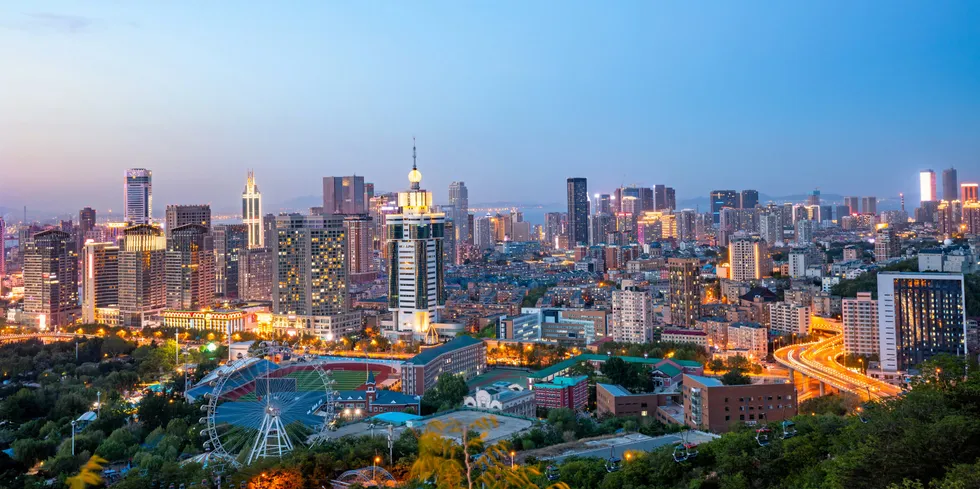 China has lifted all restrictive measures against Russian cold-chain fish products in the port of Dalian.
