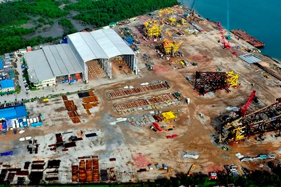 Previous jacket construction: at TH Heavy's yard in Malaysia