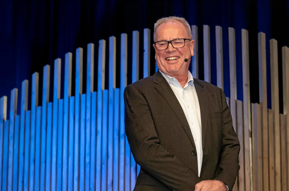 Ole-Eirik Leroy announced he is stepping down as chairman of the board of Mowi.