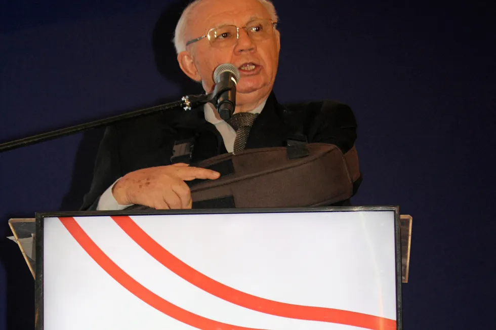 Two weeks ago, Itamar Rocha, president of Brazilian shrimp producers’ association ABCC renewed his years long attacks on imports of Ecuadorian shrimp during the opening ceremony at the recent Fenacam shrimp trade fair in the presence of de Paula in Natal, northeast Brazil.