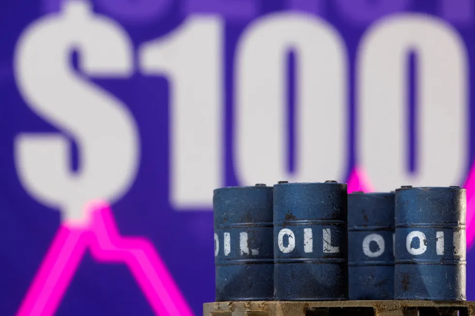 Psychological threshold: WTI is back below $100 per barrel during early trade on 15 March 2022