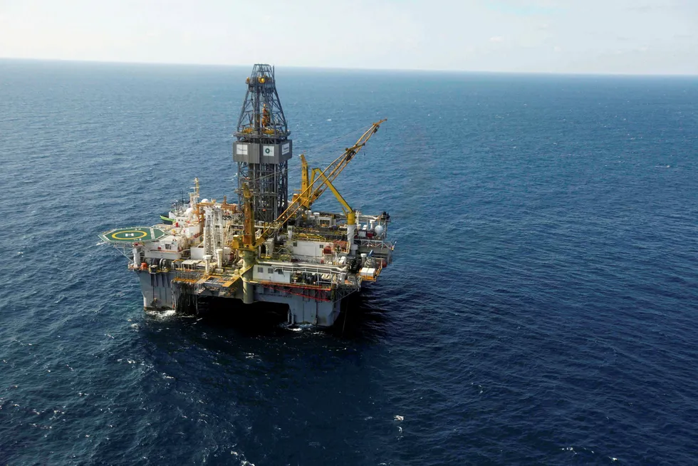 Development Driller III: New contract off T&T