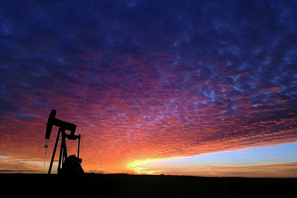 Eagle Ford acreage acquisition: by Penn Virginia from Devon