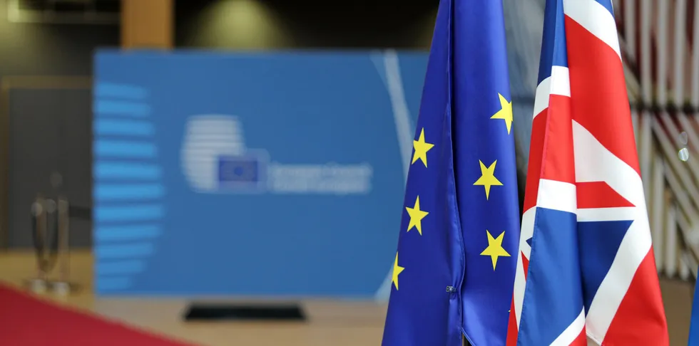 Flags of the European Union and the United Kingdom.