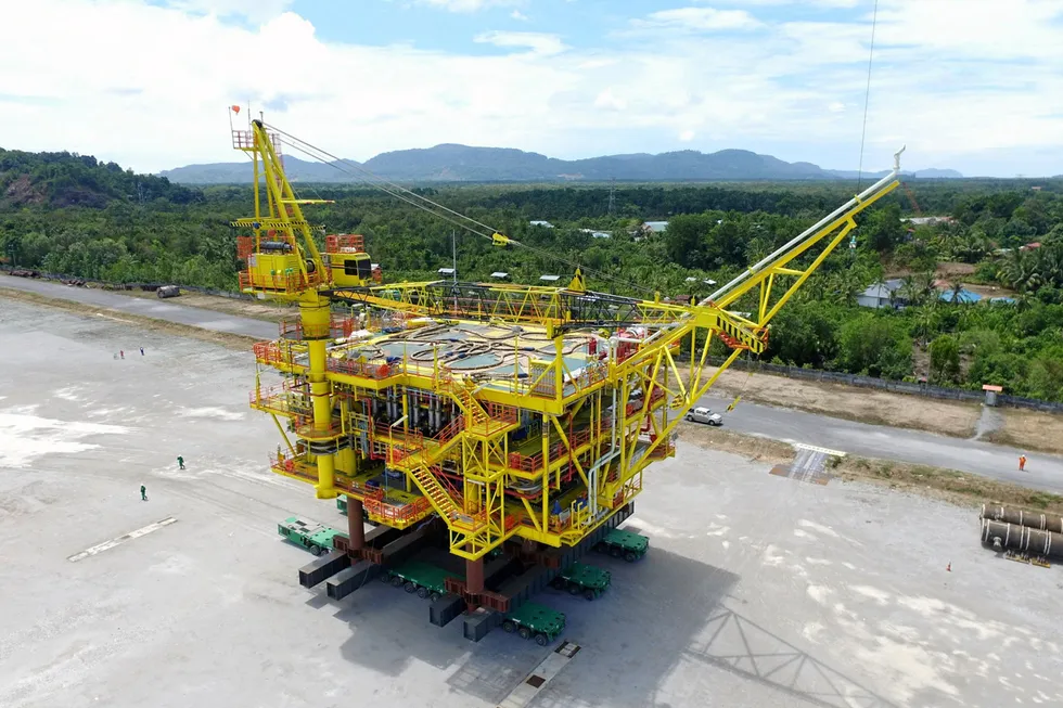 Previous assignment: OceanMight built the Bunga Pakma wellhead riser platform