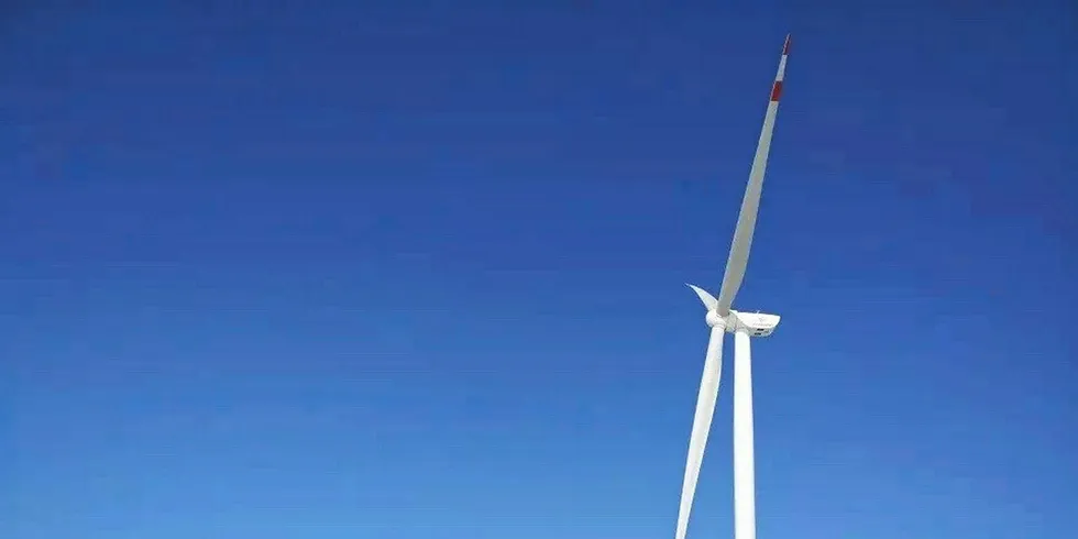 The first set of LM 66.9 blades were installed on Goldwind's 3MW turbine in Zhangbei.