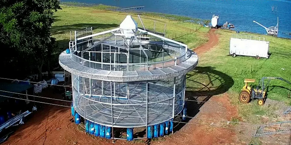 Fisher Piscicultura uses a new cage system with integrated automatic feeders and a "hyper-efficient" grading systems.