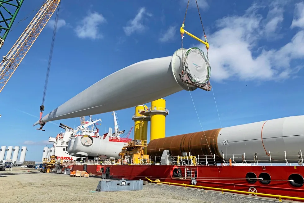 Blades being unloaded for Dominion Energy's CVOW project