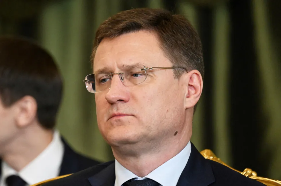 State hand: Russian Deputy Prime Minister Alexander Novak.