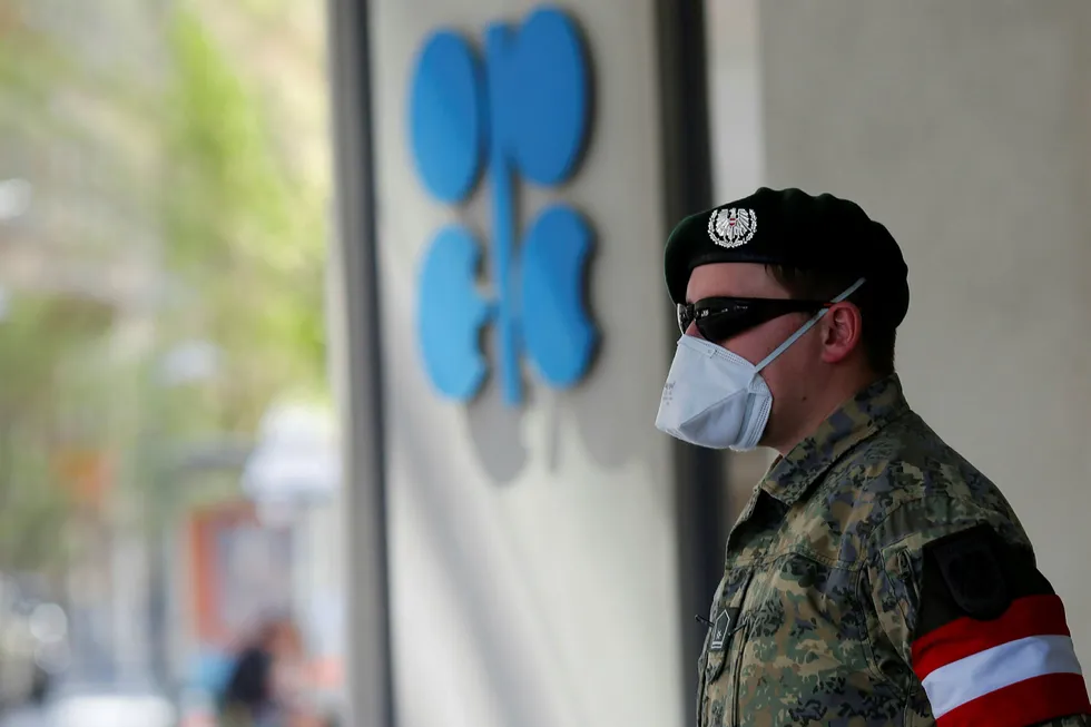Opec: deal reached