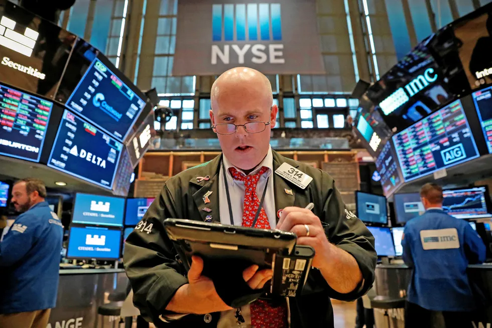 Oil price: Brent crude rose 75 cents, or 1.6%, to settle at $48.61 a barrel