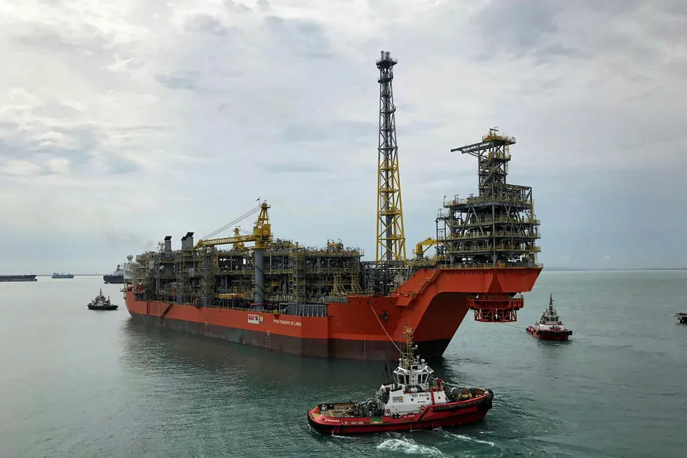 En route: the Pioneiro de Libra FPSO leaving Jurong Shipyard in Singapore for Brazil