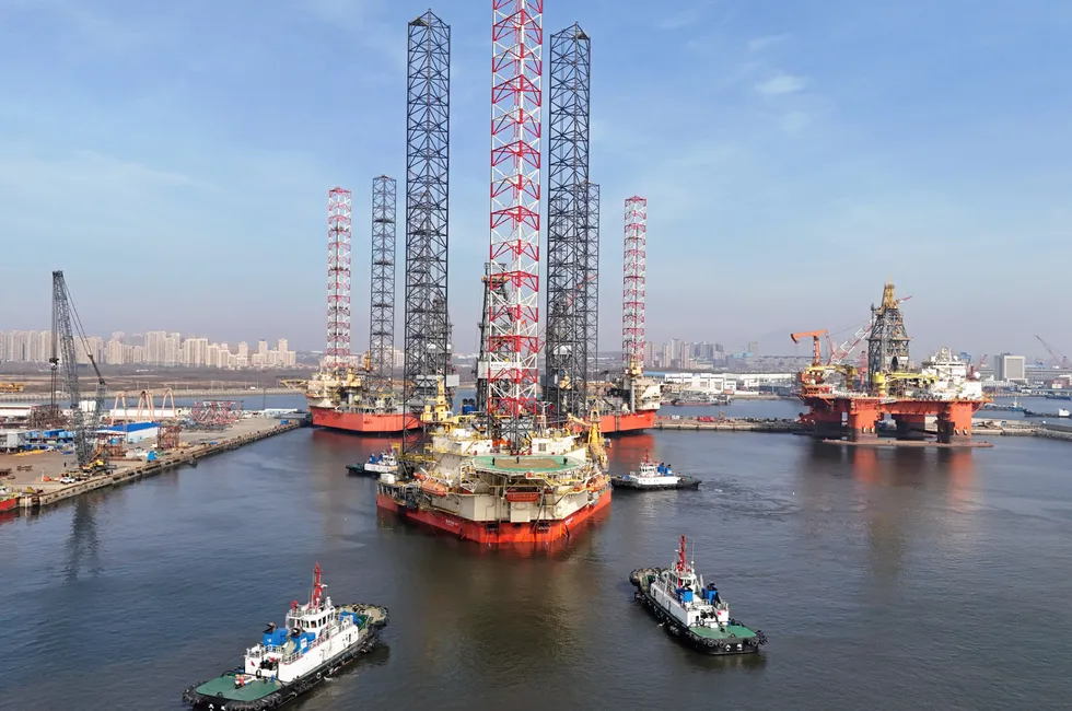 New lease of life: the jack-up HYSY 947 departs for Bohai Bay campaign.