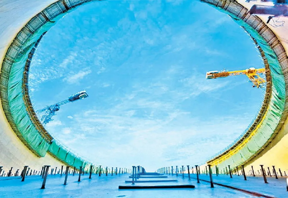 Making headway: a tank roof lifting operation at Beijing Gas' LNG terminal in Tianjin